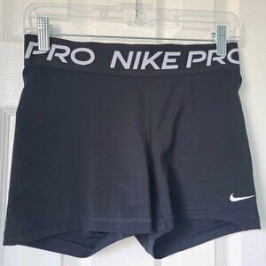 NIKE PRO Shorts size M
